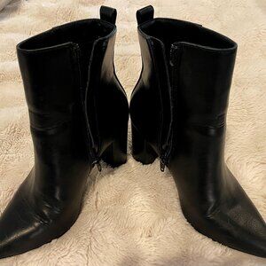 Block Heeled Boots Shoe Size 7 Black Womens - NWOT